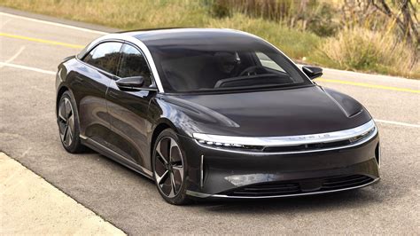 does lucid air have autopilot